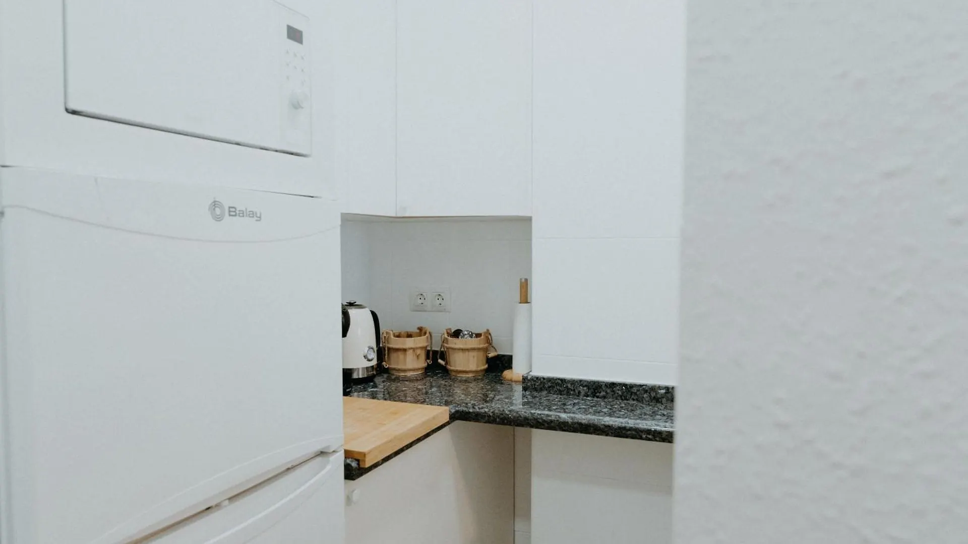 Apartamento Hermi 托罗克斯科斯塔